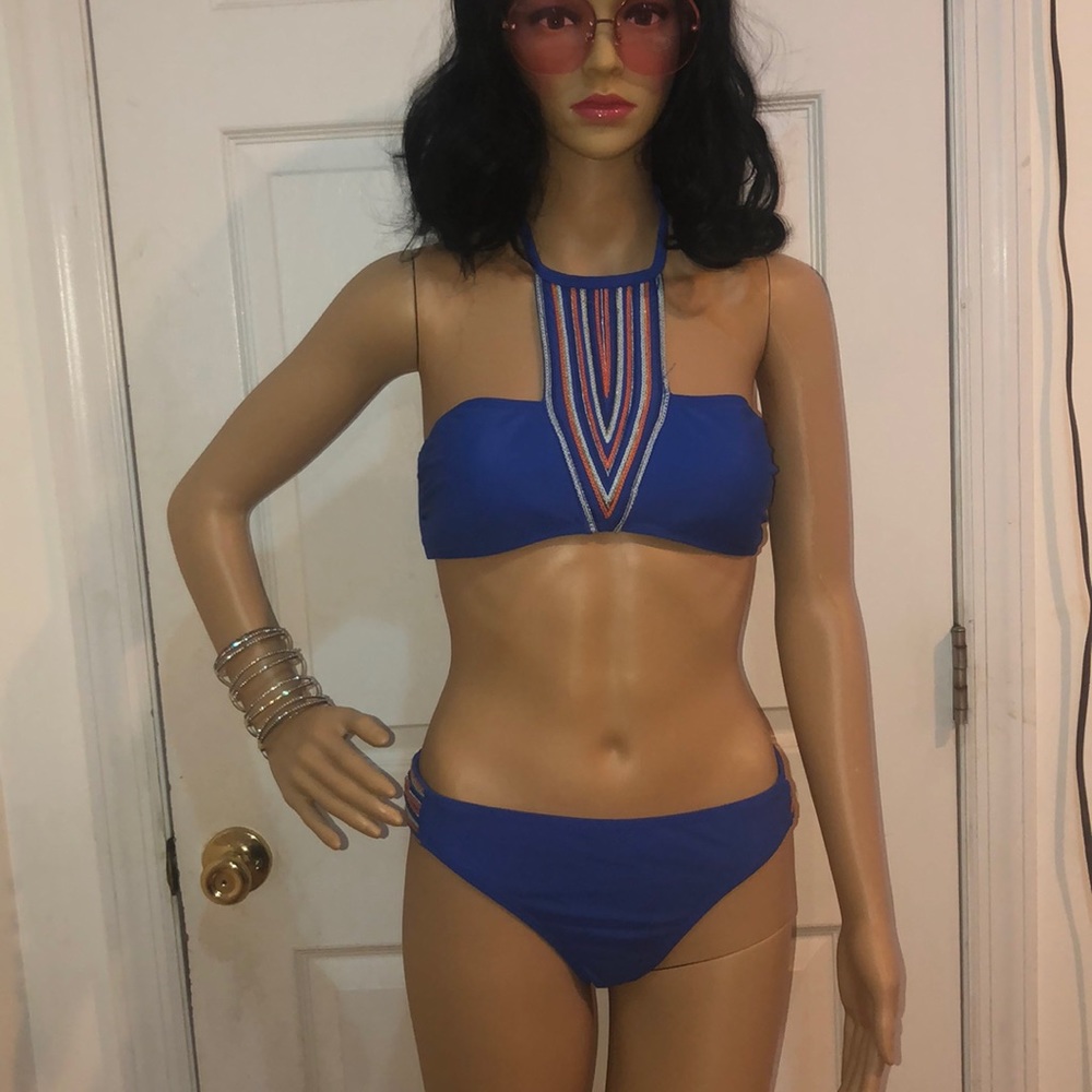 💙BATHING SUIT 💙 🏝 SIZE: L (large) TOP & BOTTOM